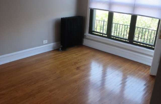 1749 West Devon Avenue photos photos