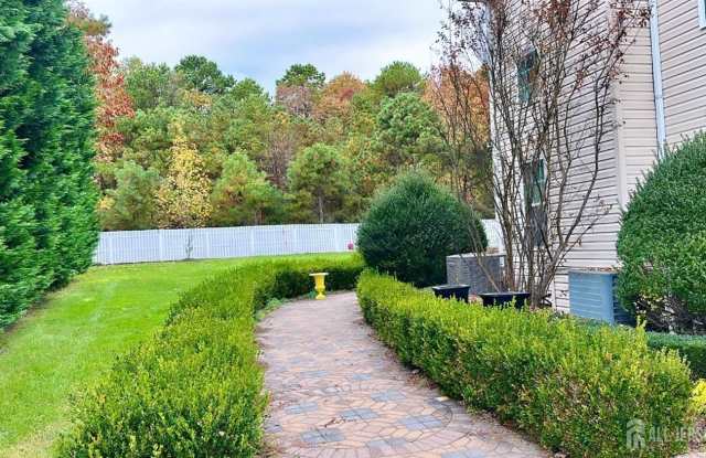 12 Mershon Lane - 12 Mershon Lane, Middlesex County, NJ 08536