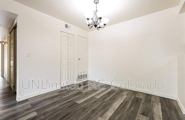 18034 E Ohio Ave Gallery 4