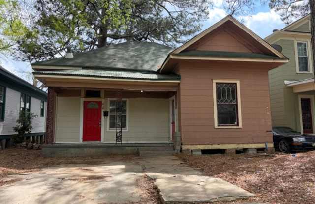 Remodeled 3 Bedroom Home in Highland - Central Air! photos photos