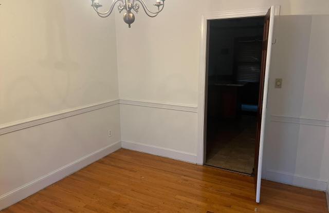 1214 S Wright Road Gallery 3