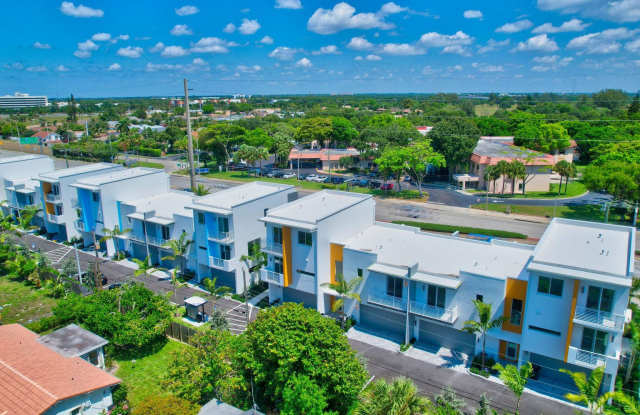 Yamato Villas Townhomes - Boca Raton - 361 Northwest 50th Drive, Boca Raton, FL 33431