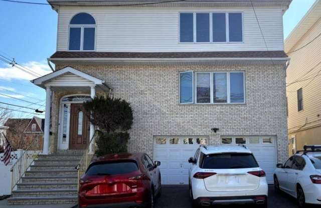 360 Broad St - 360 Broad Street, Carlstadt, NJ 07072