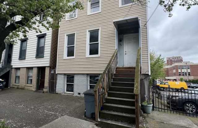 94 Dana Avenue - 1 photos photos