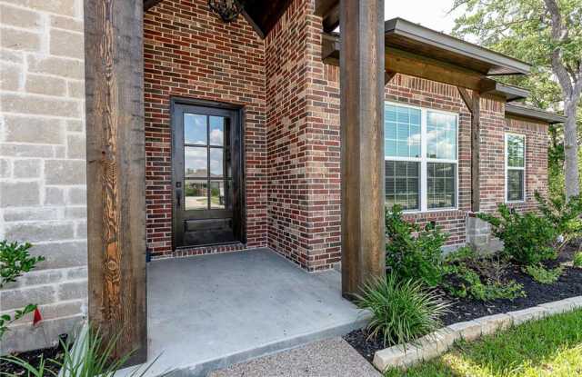 1205 Quarry Oaks Drive Gallery 2