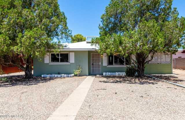 6083 E 21st Street - 6083 East 21st Street, Tucson, AZ 85711