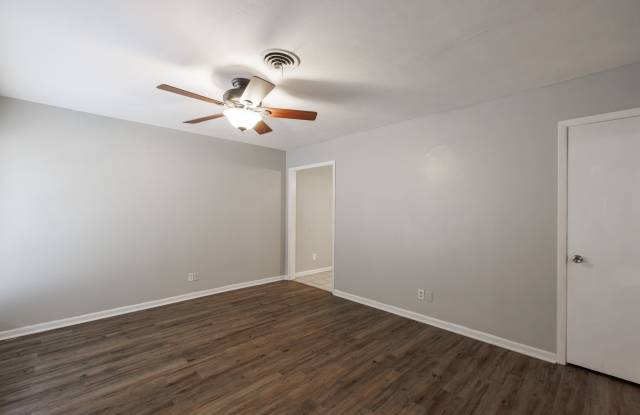 1217 Mimosa Drive Gallery 2
