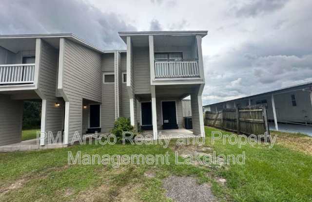 1108 Country Club Ln photos photos