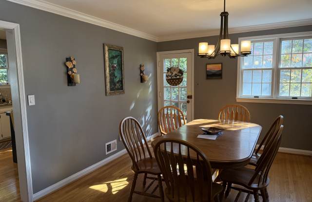 6460 Eppard Street photos photos