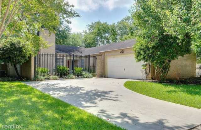 2103 Cherry Bend Dr - 2103 Cherry Bend Drive, Houston, TX 77077