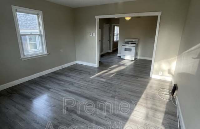 478 Dulaney ave - 478 Dulaney Avenue, Wood River, IL 62095