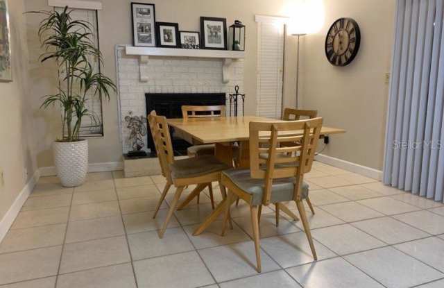11706 SHADY TREE PLACE Gallery 4