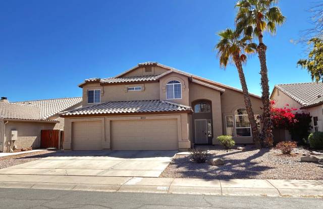 Gilbert 5 Bed, 3 Bath Home with POOL  LANDSCAPING INCLUDED - 1835 West Leah Lane, Gilbert, AZ 85233