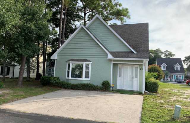 3-Bedroom, 2-Bath Home in Palmwood Estates photos photos