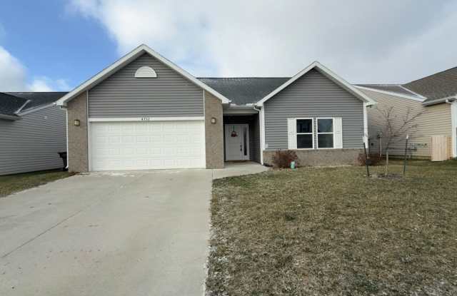 South Side...Newer 3 Bedroom 2 Bath House photos photos