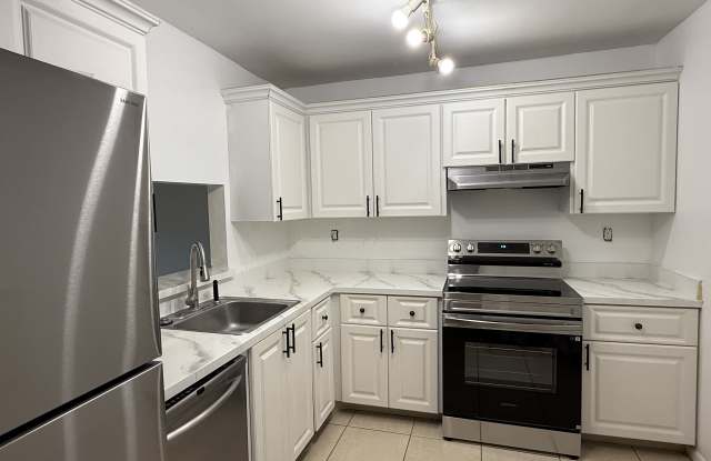 731 N Pine Island Rd photos photos 731 N Pine Island Rd photos photos