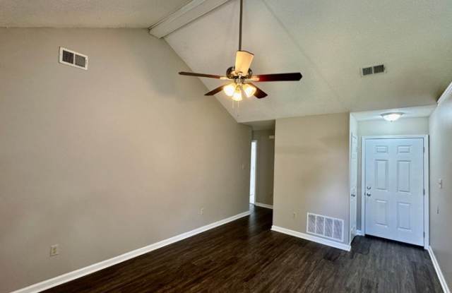 10196 Curtis Drive Gallery 2