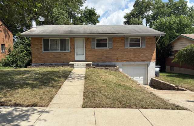 Amazing 3 bedroom 2 bathroom house available in Cincinnati! photos photos
