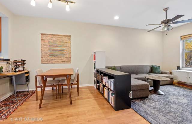 4709 North Lawndale Avenue Gallery 3