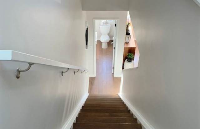 Lovely Townhouse Gallery 4