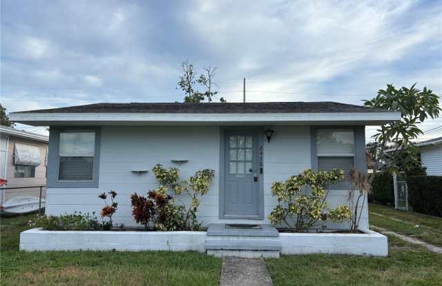 2478 16TH AVENUE N photos photos
