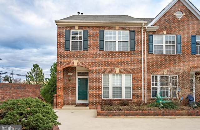 6081 MADISON POINTE Court - 6081 Madison Pointe Court, Bailey's Crossroads, VA 22041