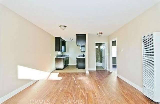 620 W 59th Place photos photos