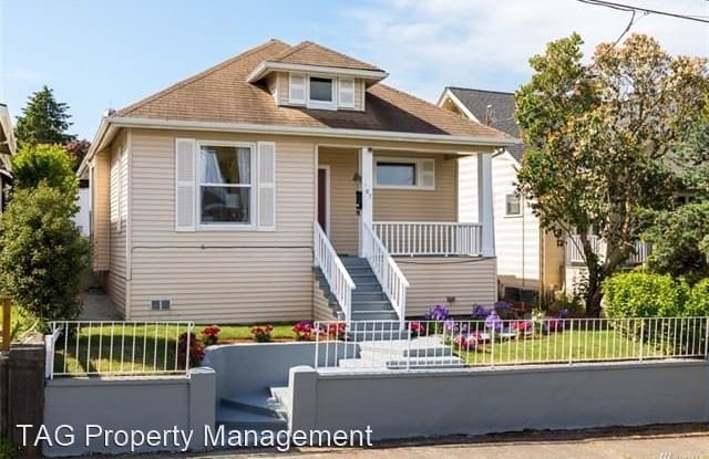107 N 82nd St - 107 North 82nd Street, Seattle, WA 98103