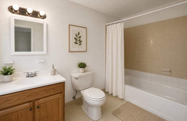 809 North Halstead Street#6 Gallery 3