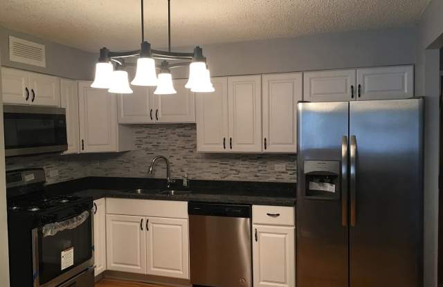 8815 W Golf Rd Apt 2C Gallery 2