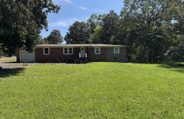 244 Railroad Avenue - 244 Railroad Avenue, Lula, GA 30554