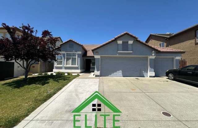 Welcome to 8421 Arrowroot Circle, a meticulously maintained single-story home nestled in the desirable East Antelope Legends neighborhood. photos photos