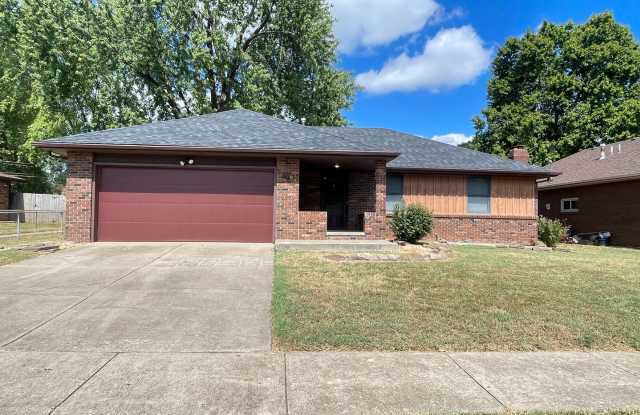 3 bedroom in center springfield Gallery 1