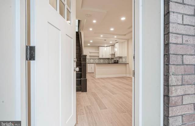 3040 N WATER Street photos photos