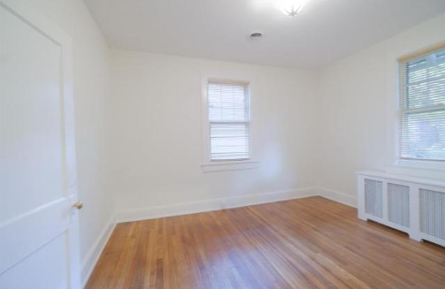 3705 Brandywine St NW Gallery 4