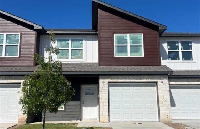 1810 Royal Loop photos photos