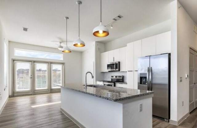 1764 Willow Creek Dr Gallery 4