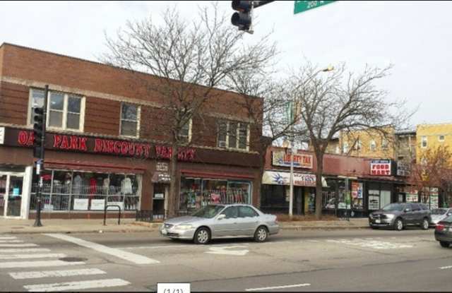 418 N Austin Boulevard - 418 North Austin Boulevard, Oak Park, IL 60302