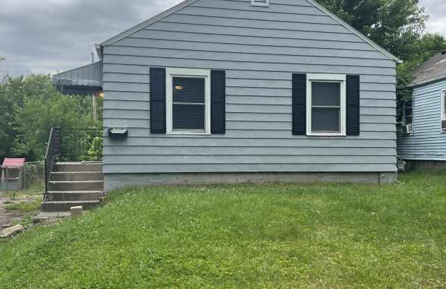 2769 Mcguffey Rd photos photos