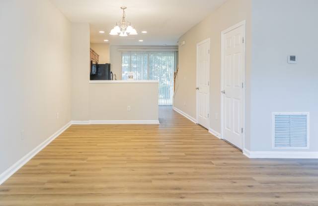 8144 Summerside Circle Gallery 4