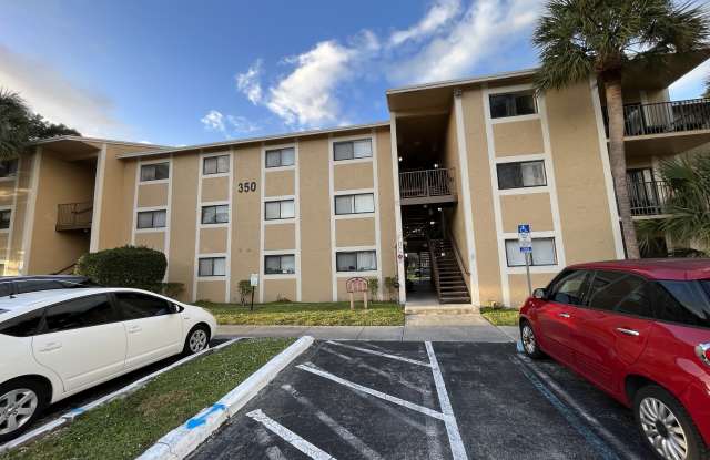 350 Palm Circle West Unit 103 - 1 photos photos