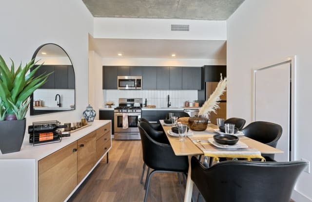 X Phoenix photos photos