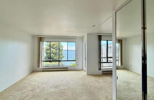 TOP FLOOR, WATER VIEW  STUDIO with ENCLOSED BALCONY at WATERGATE Gallery 3