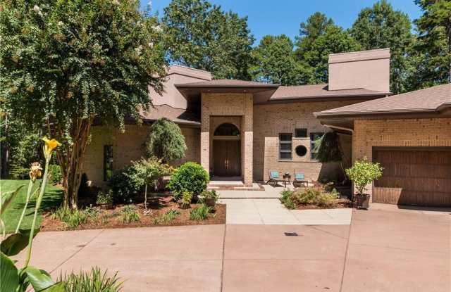 214 Shipmaster Drive photos photos