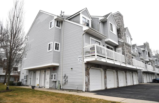 815 Schley Avenue - 815 Schley Avenue, Toms River, NJ 08755