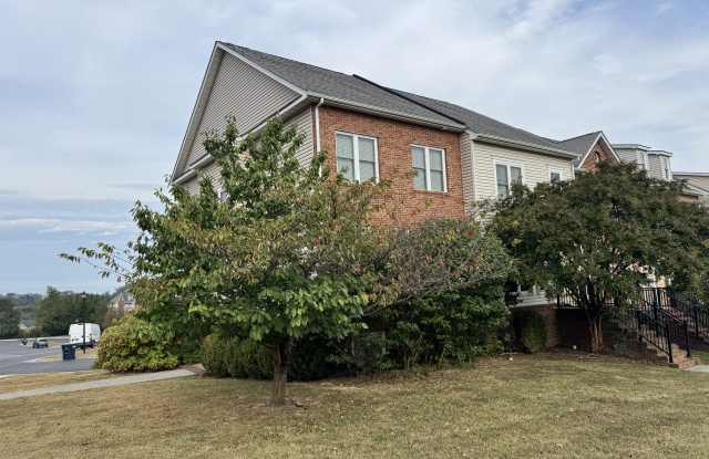 2195 Deyerle Avenue photos photos