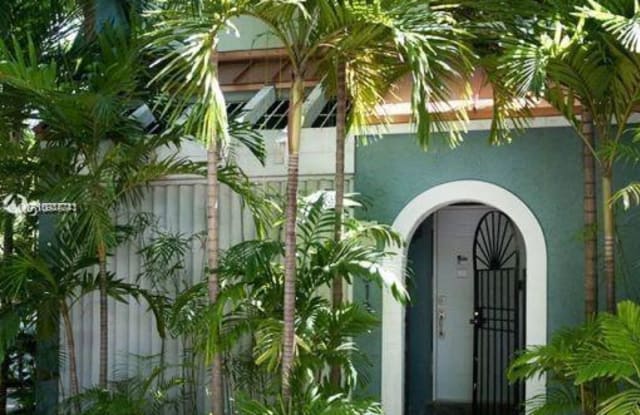 513 NE 38th St - 513 Northeast 38th Street, Miami, FL 33137