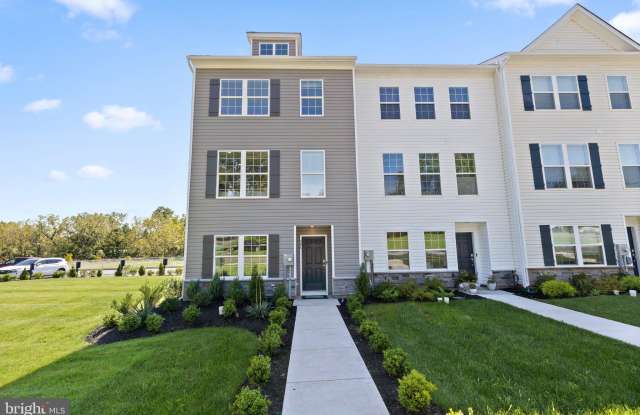 562 SWAMP CREEK Road Gallery 1