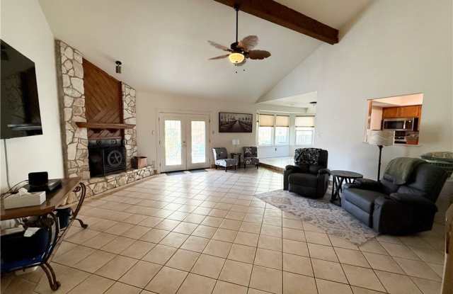 2209 Bird Island Drive Gallery 3