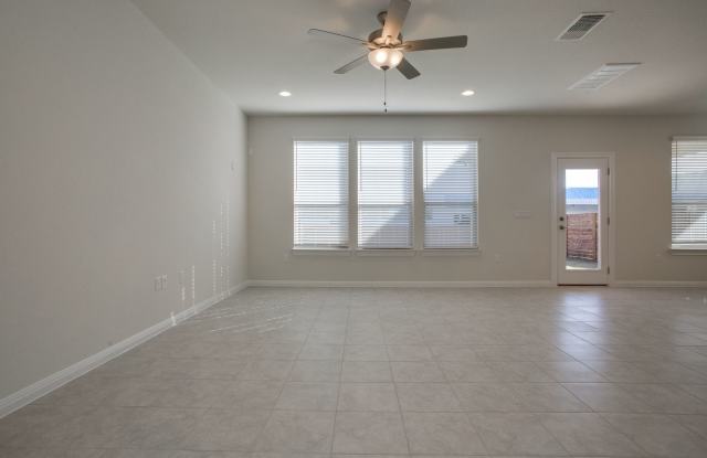 9311 Gynerium Drive Gallery 3